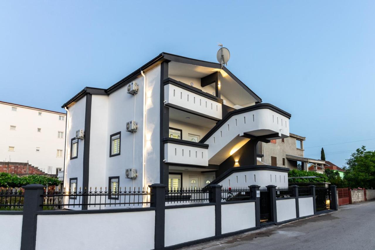 Apart-Hotel Prestige Ulcinj Exterior foto